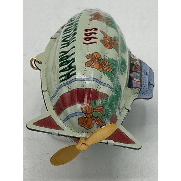1993 Hallmark Tin Blimp Keepsake Ornament SKU U108 - Picture 4 of 4